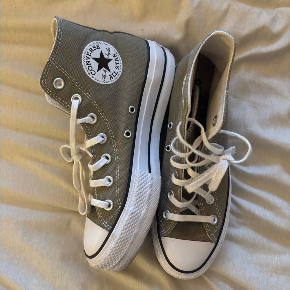 Converse platform high-tops in green and white - Picture 2 of 7